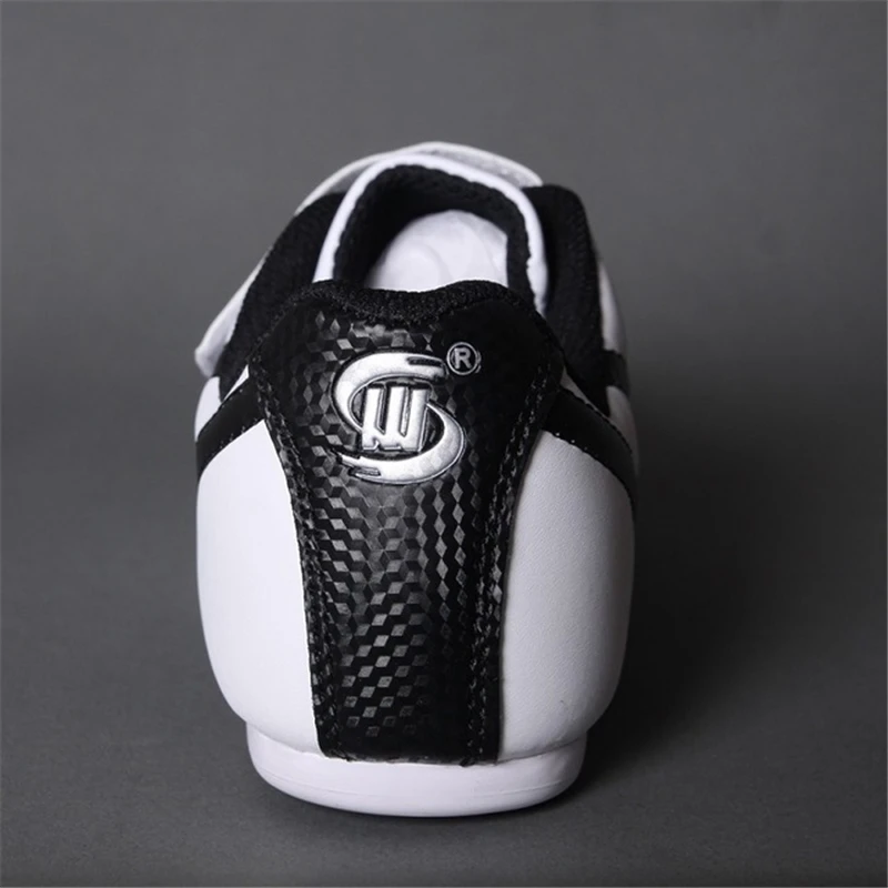 Taekwondo Shoes Men Karate Boxing Kung Fu Comfortable Non-Slip Boys Children Sport Training Sneaker Trainer Soft Weightlifting