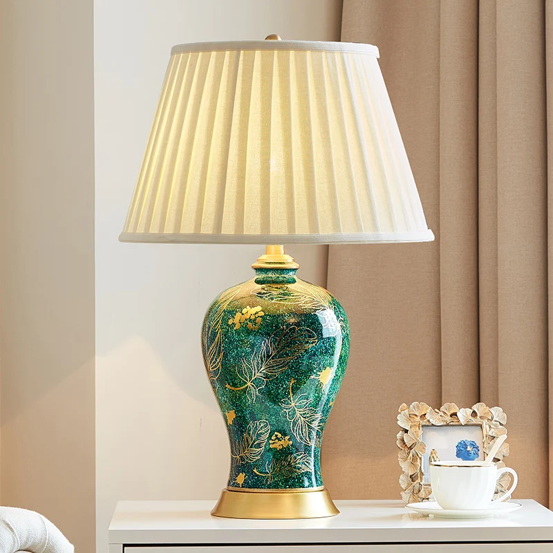 Free Shipping Luxury Green Ceramic Table Lamp Bedside Lamp For Living Room Retro Style Sofa Corner Table Bedroom Bedside Lamp