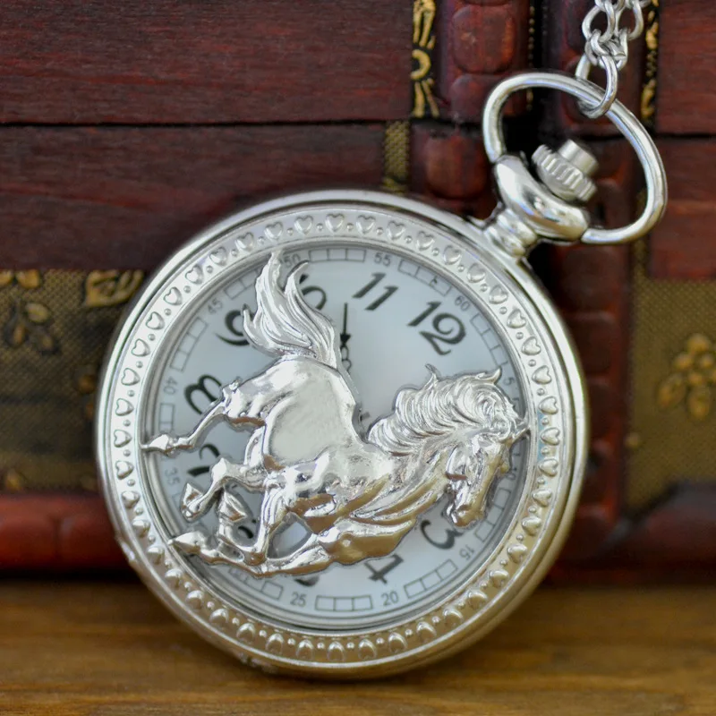 8030Large retro hollow Pentium horse pocket watch