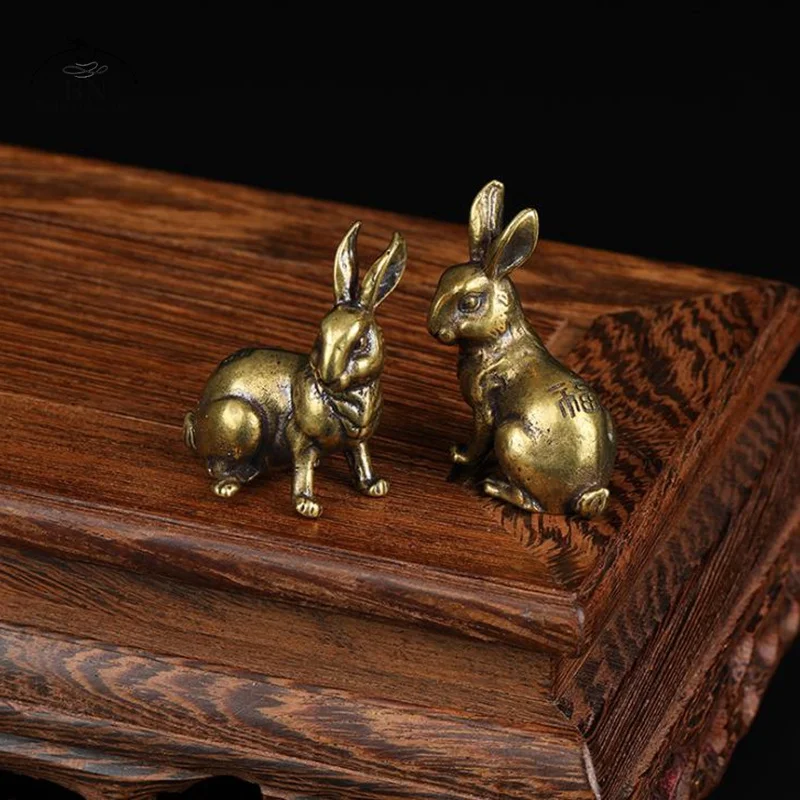 Antique Copper Zodiac Cute Rabbit Statue Ornaments 1 Pair Vintage Solid Brass Animal Miniature Figurine Tea Pet Desk Decoration