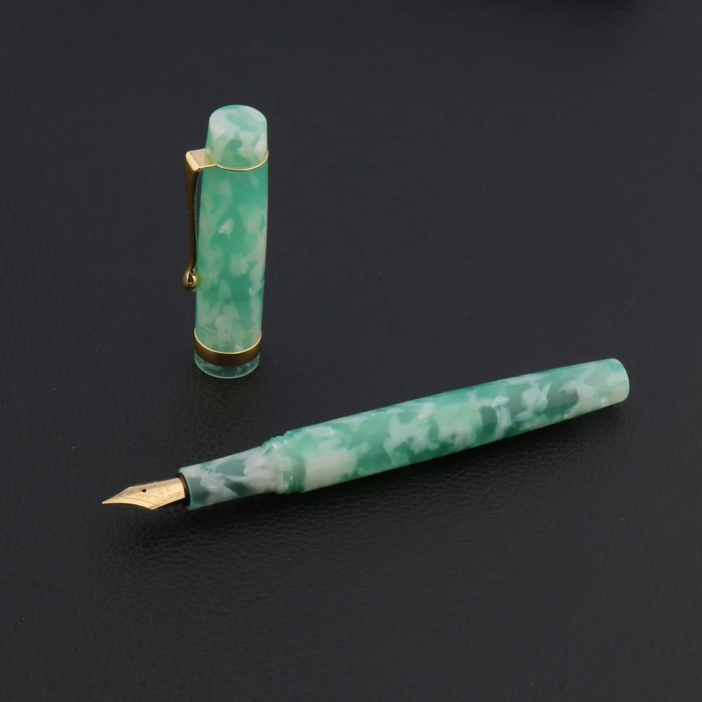 

1pc Jade green Acrylic gift pen fashion Twist With Golden Clip gift Nib Fountain Pen