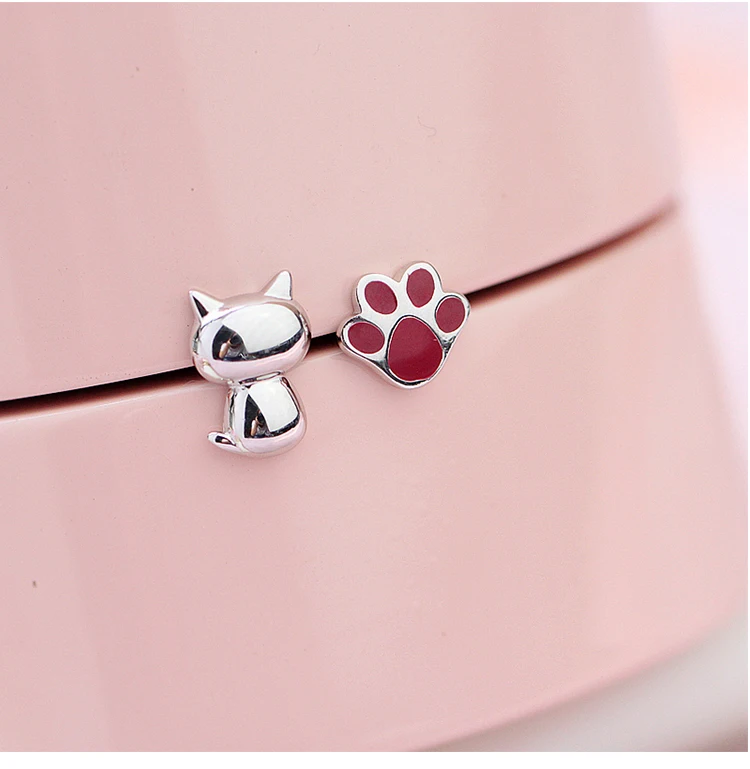 925 Sterling Silver Asymmetrical cat PAWS Earrings For Women  Trend Personality Lady Fashion Jewelry