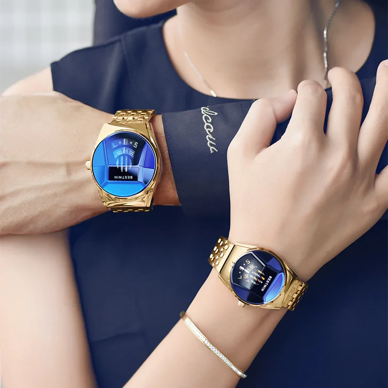 Montres de Couple pour hommes et femmes, montre de personnalité bleue pour dames, Design de voiture de sport, montres à Quartz étanches pour étudiants, nouvelle collection