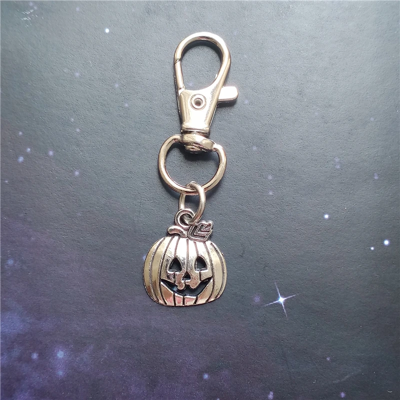 

Pumpkin Keychain Cute Pumpkin Keyring Cartoon Halloween Keychain Gift Bags Accessories Cosplay Accessories