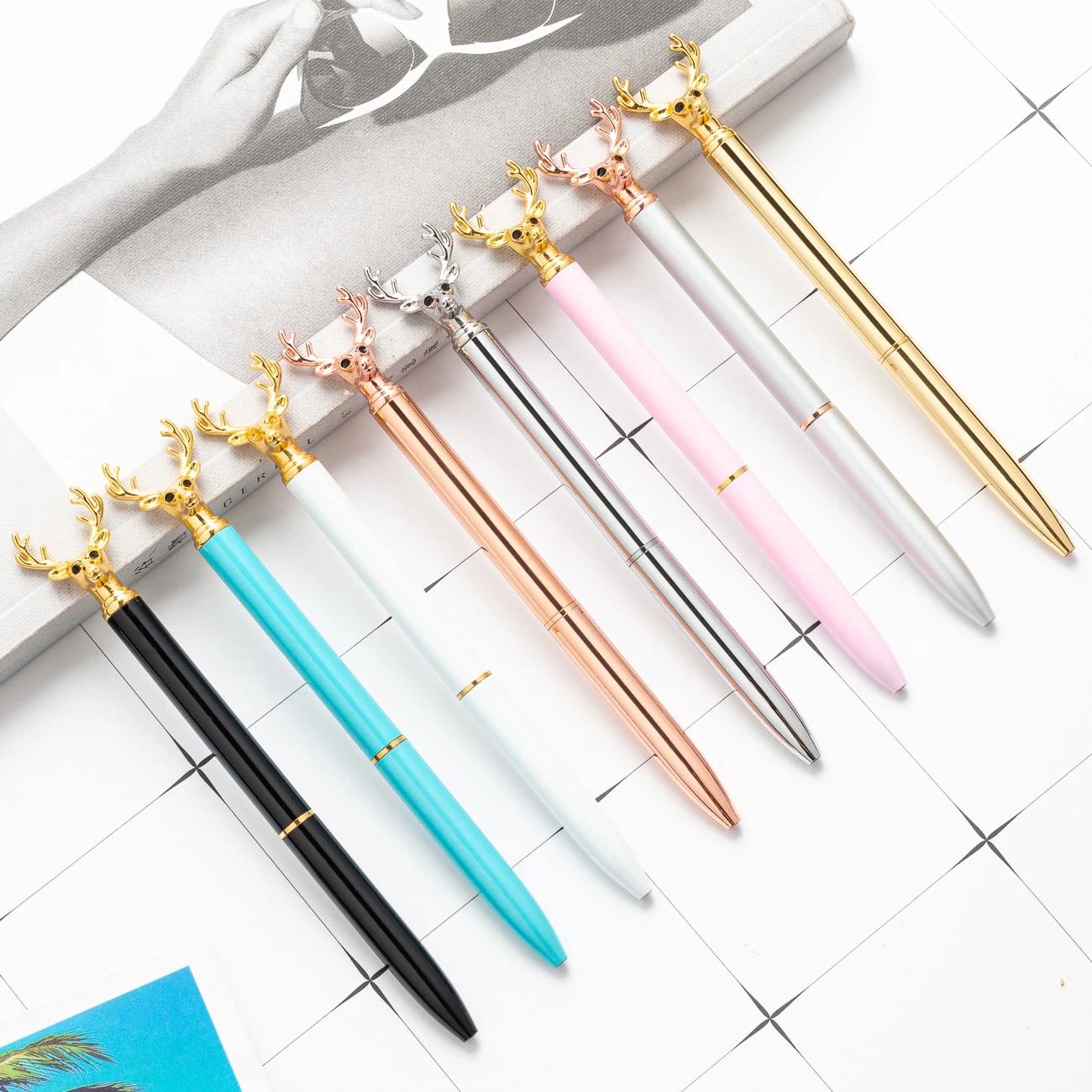 Ellen Brook 1 PCS Creative Multicolor Elk Deer Head Ballpoint Pen Business Metal Rotate Pens School Stationery Office Supplies