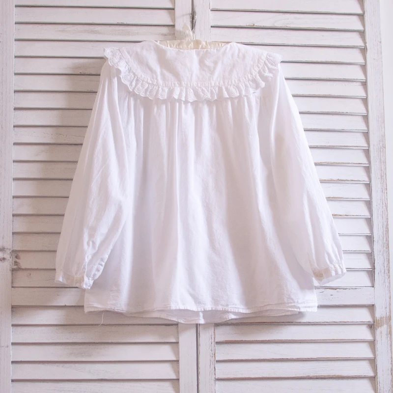 TIYIHAILEY Free Shipping 2021 New Spring Autumn Cotton Tops Women Tees White Japan Style Loose Embroidery Turn Down Collar