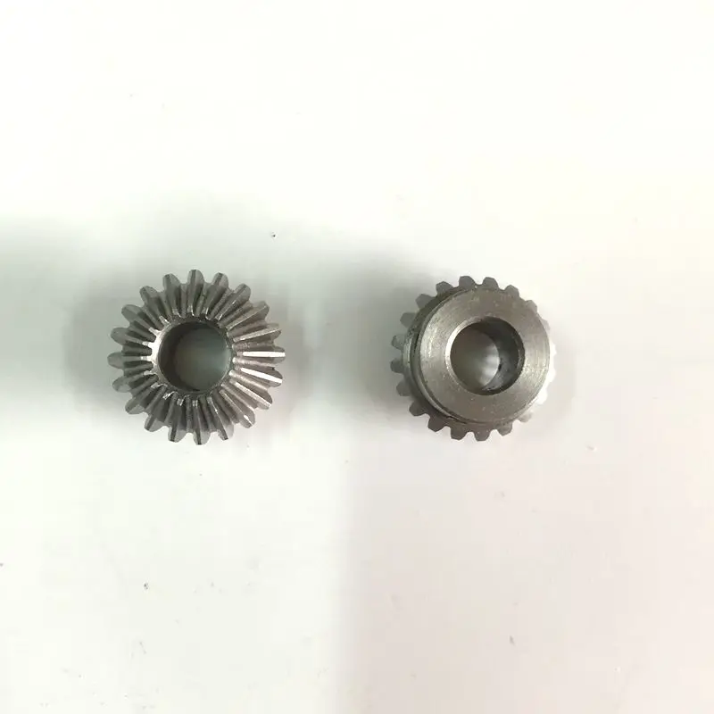 1โมดูลัส90องศามุมขวาย้อนกลับเกียร์ไดรฟ์ Bevel เกียร์คาร์บอนเหล็ก1:1 Bevel เกียร์ด้านใน5 6 8