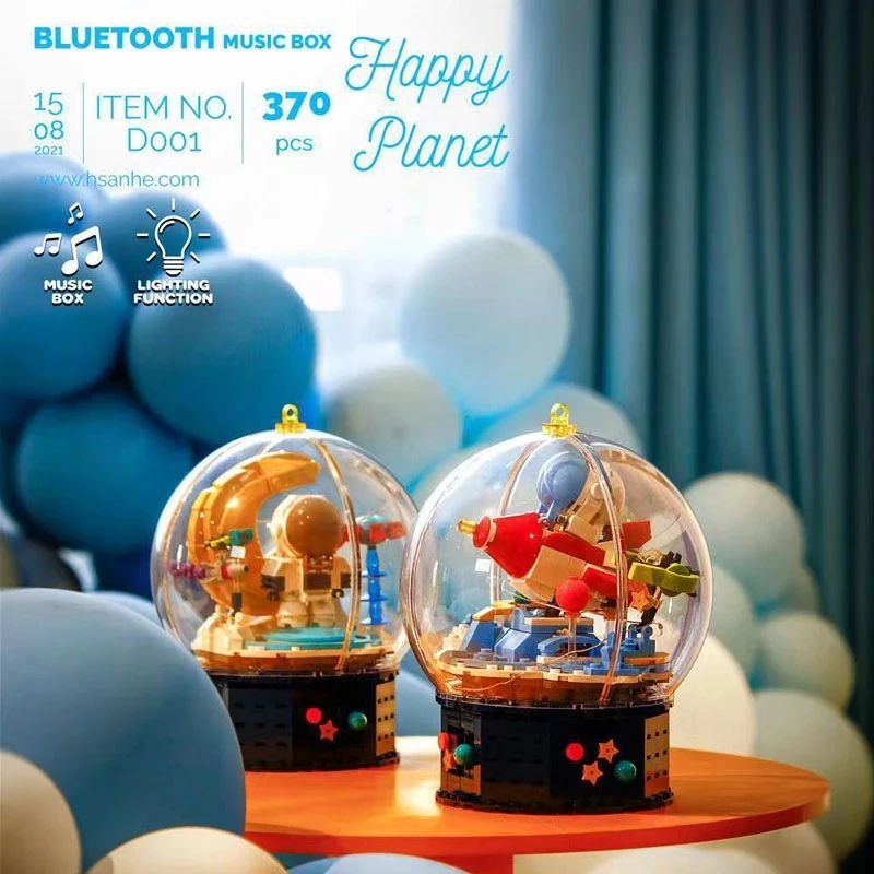 

DIY Creative Brick Astronaut Crystal Ball Music Box with Lights Bluetooth Audio Building Block Children Toy Birthday Gifts