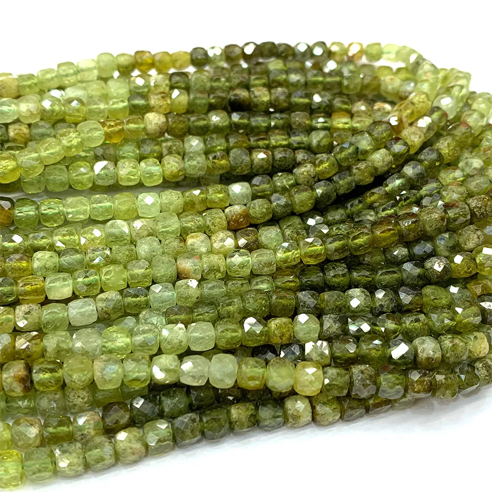 Veemake Tsavorite Natural DIY Necklace Bracelets Earrings Gemstones Faceted Irregular Cube Small Beads For Jewelry Making