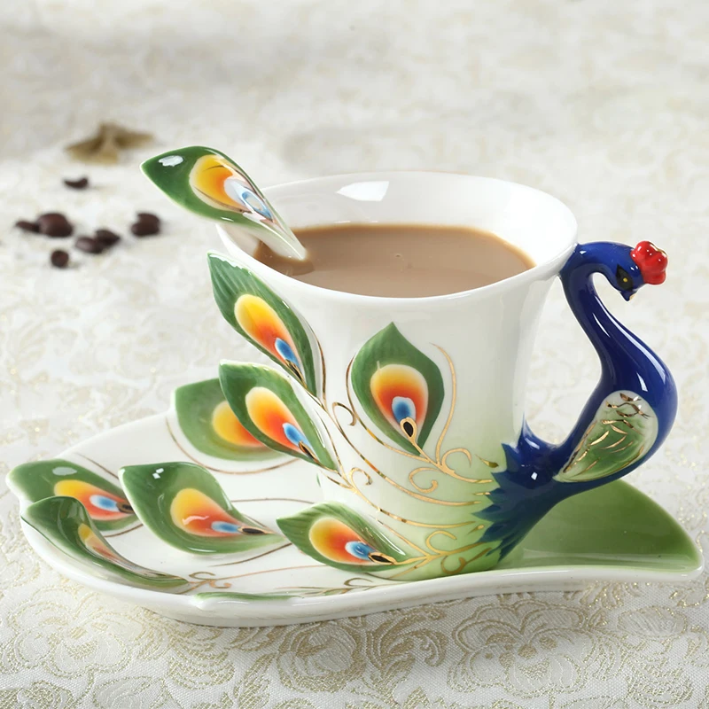 200ml Peacock Coffee Cups With Saucer Spoon Hadmade 3D Ceramic Tea Milk Mugs Set Breakfast Water Bottle Christmas Lover Gifts