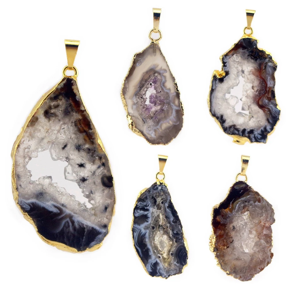 

Natural Agate Slice Prototype Gilded Pendant Necklace Irregular Hollow Agate Reiki Crystal Jewelry Fashion Charm Hang Accessory