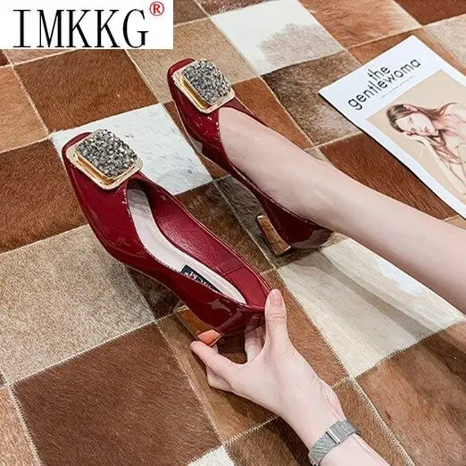 Autumn Shoes Square Head Woman Pumps Rhinestone Women Metal Button Thick Heel Pumps Sexy Party Shoes Fashion Designer Shoes