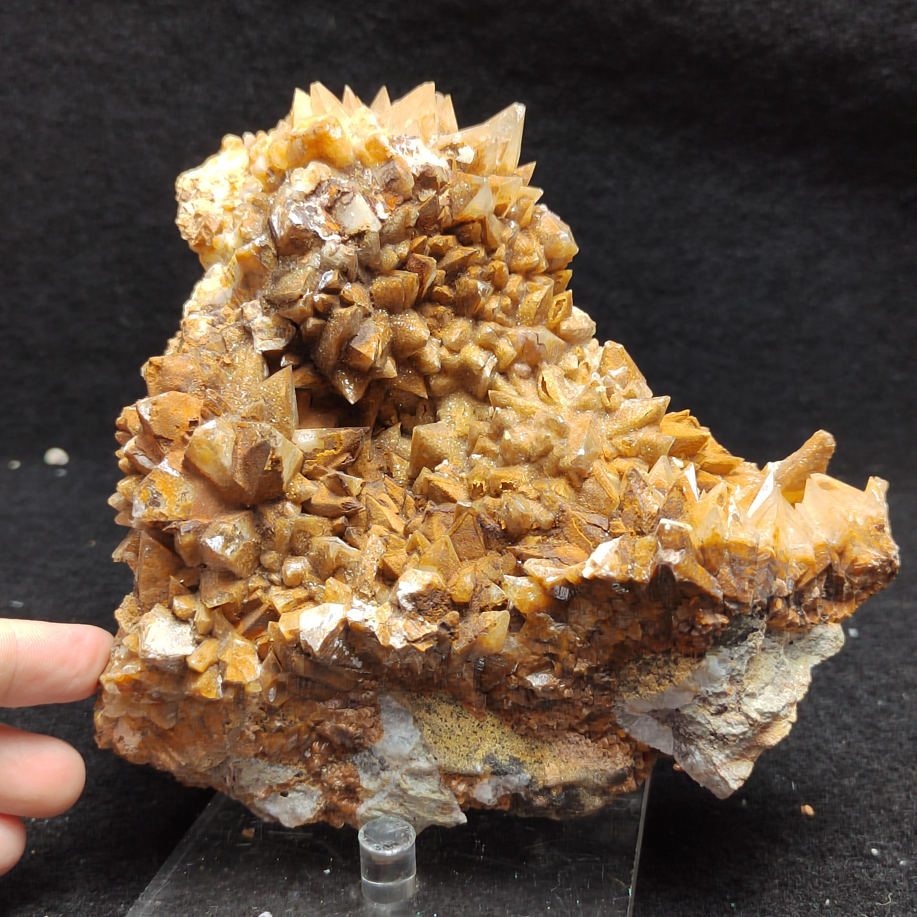 1154g100% natural rare dental calcite mineral specimen wheel vein degaussing raw ore home decoration