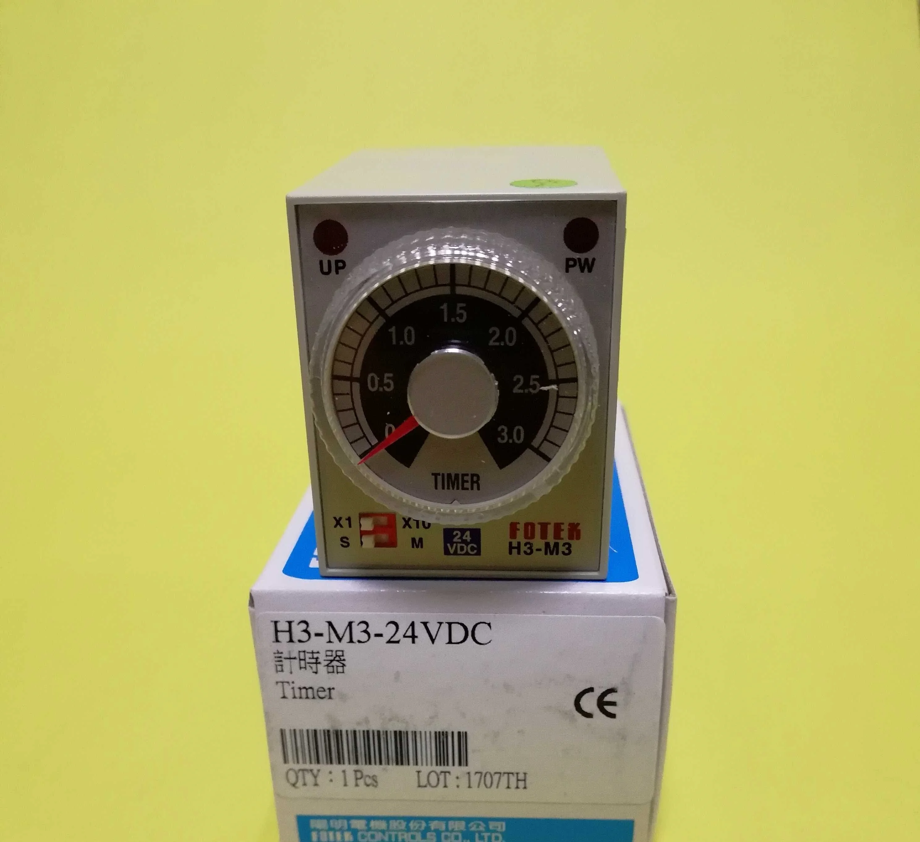 

Original imported FOTEK Taiwan time relay H3-M3-24VDC