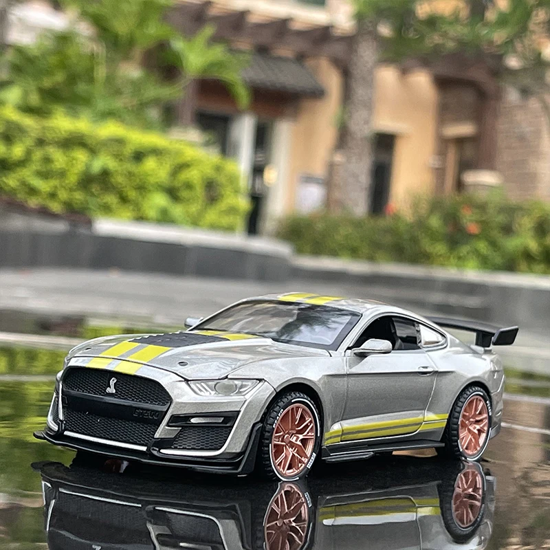 1:32 Mustang Shelby GT500 Alloy Sports Car Model Diecast & Toy Vehicles Simulation Metal Car Model Collection Childrens Toy Gift