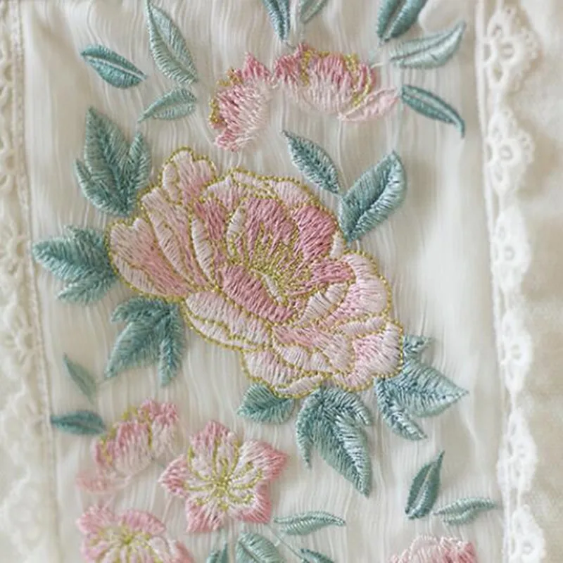 Donne Vintage Bacio di Blocco Borsa Del Ricamo di Stile Cinese Borse e Pochette con Tracolla A Catena Borse Delle Signore di Sera del Sacchetto di