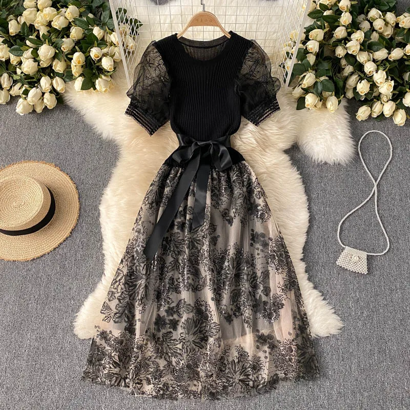 Elegant O-neck Mesh Dress Women Summer Puff Sleeve A-line Patchwork Sequined Embroidery Floral Knitted Dress Robes Mujer