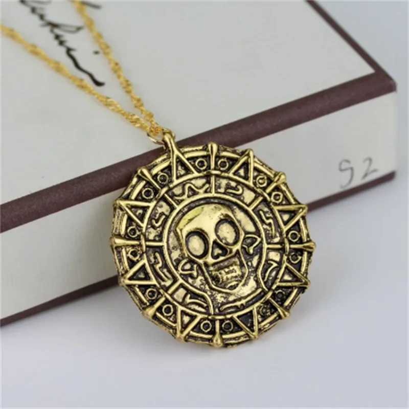 Pirates Of The Caribbean Necklace Jack Sparrow Aztec Skeleton Skull Heads Pendant Coin Medallion Vintage Jewelry wholesale