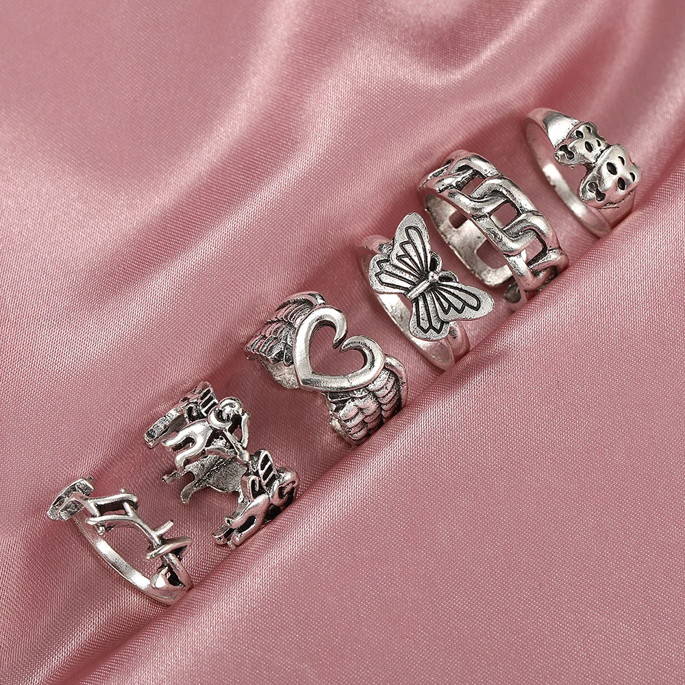 Vintage Silver Plated Angel Wings Ring for Womens Gothic Punk Steampunk Heart Butterfly Skull Ring Sets Party Jewelry 2024