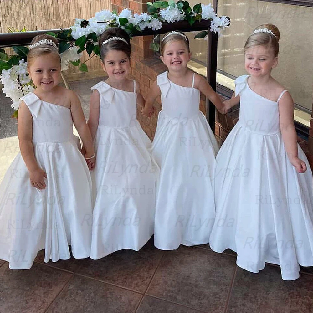 Robe à fleurs blanche pour filles, avec nœud, asymétrique épaule dénudée, robe mignonne pour petites filles, robe de soirée de mariage, robe de première Communion