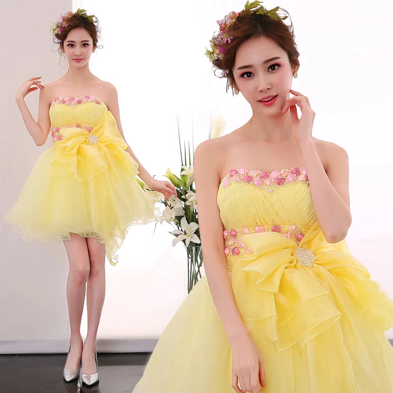 Vestidos de tul amarillo claro, Vestidos cortos de quinceañera, moda Sexy sin tirantes, vestido de fiesta de graduación, apliques, presentador personalizado