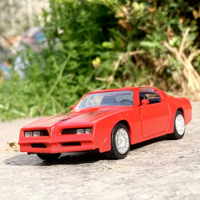 Jouet de voiture de sport Pontiac Firebird, voiture classique à 2 portes, alliage de qualité, livraison gratuite, 1:36