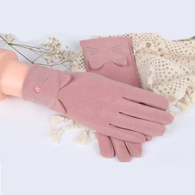 Female Autumn Cute Rabbit Cat Embroidery Gloves Cashmere Elastic  Driving Gloves Women Rabbit Fur Thin Cycling Warm Gloves D50