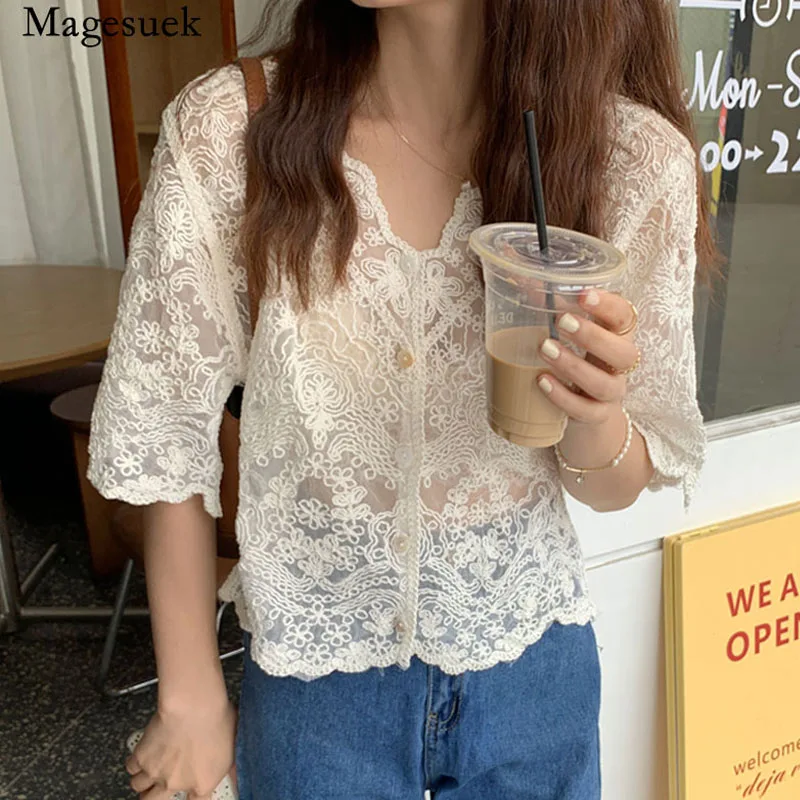

Women Tops Korean Cotton Hook Flower Lace Shirt Summer Short Sleeve Sunscreen Sweet Tops New V Neck Casual Blouse Blusa 14830