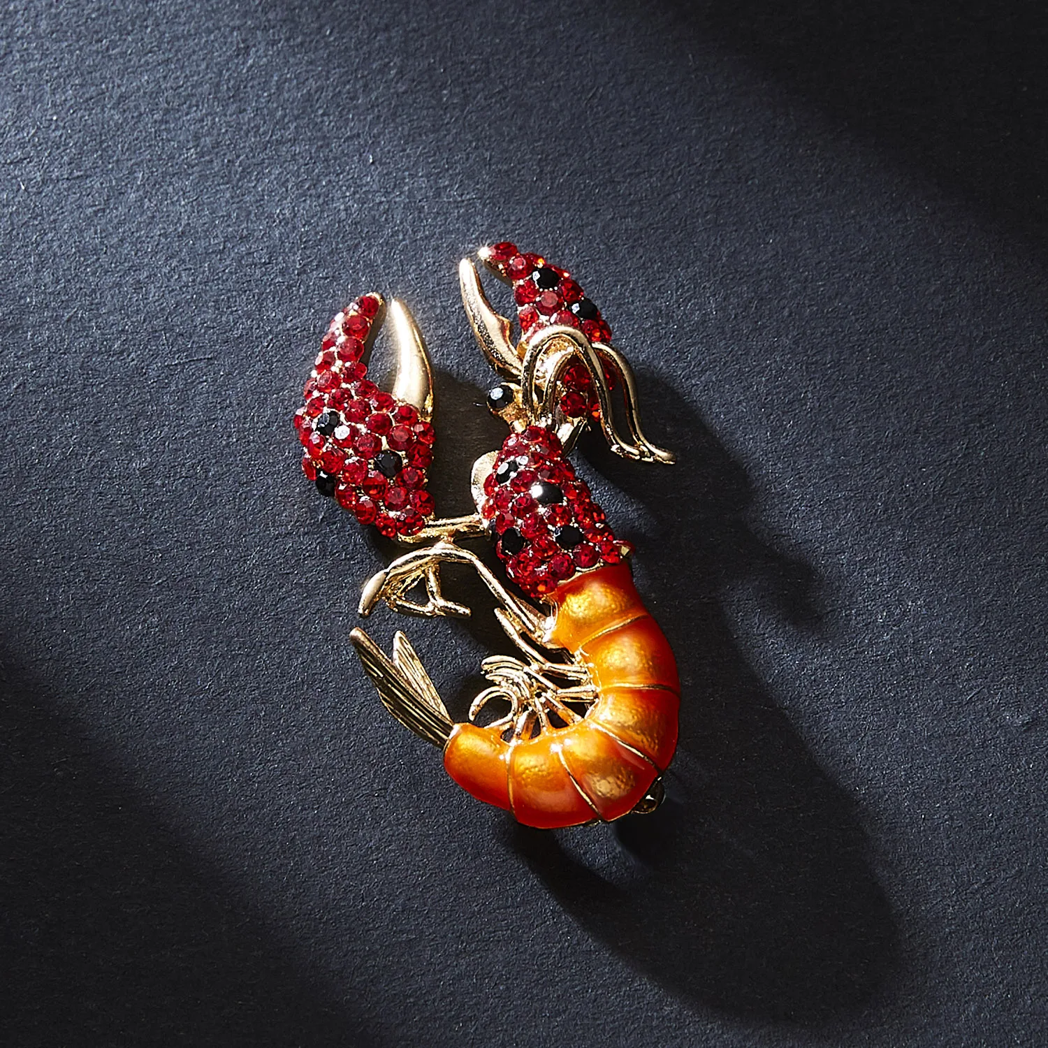 Rinhoo Vintage Rhinestone Shrimp Brooch Women Sparkling Animal Insect Lobster Badge Casual Party Banquet Brooch Lapel Pins Gifts
