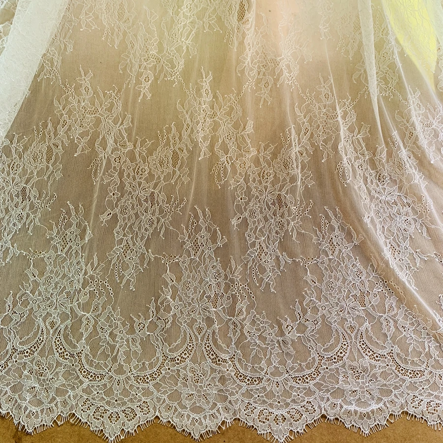Off white hochzeit spitze Dünne und weiche wimpern spitze stoff 1,5 x3 meter/stück nähen für frauen kleider NEUE