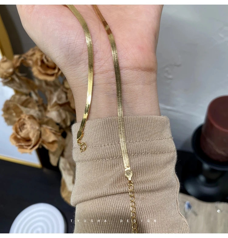 Kpop Women\'s Neck Chain Gold Choker Necklaces Snake Chain On The Neck Minimalist Pendant Jewelry 2021 Chocker Collar For Girl