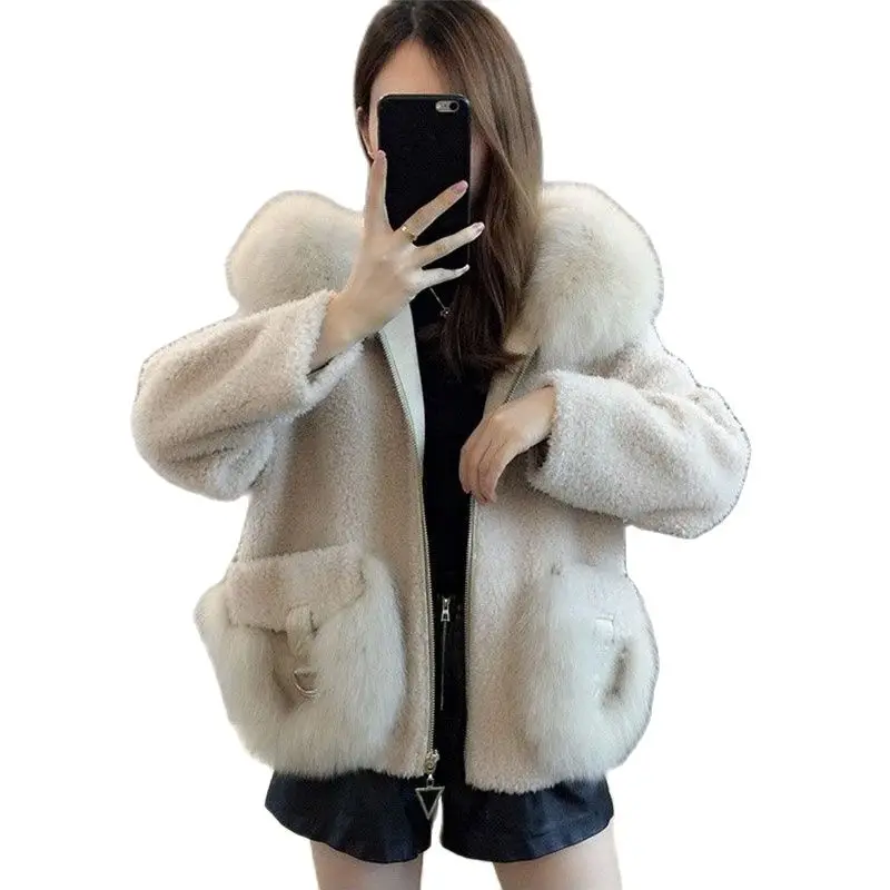 

Winter 2021 New Sheep Shearing Female Overcoat Fur Short Imitate Fox Fur Collar Hooded Granule One Body Lambswool Ladies Coat