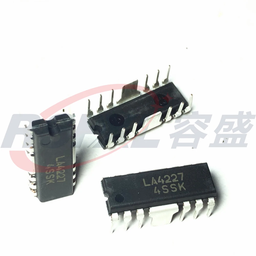 LA4227-E LA4227 DIP-14P New Original 5pcs/Lot Audio Output for Radio Cassette Recorders 3W × 2ch Power Amplifier