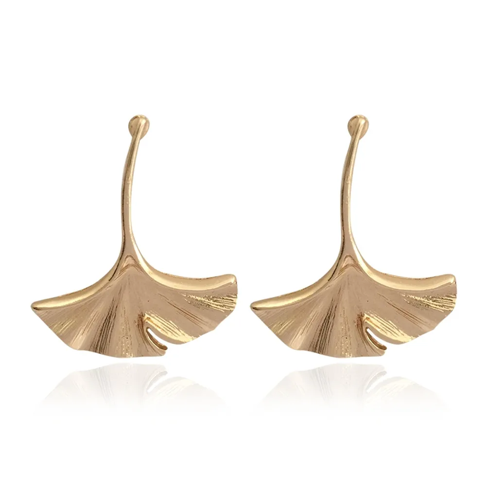 High Quality Elegant Ginkgo Leaf Earrings Gold Color Leaf Shape Stud Earrings for Trendy Women Party Jewelry Best Gift for Mom