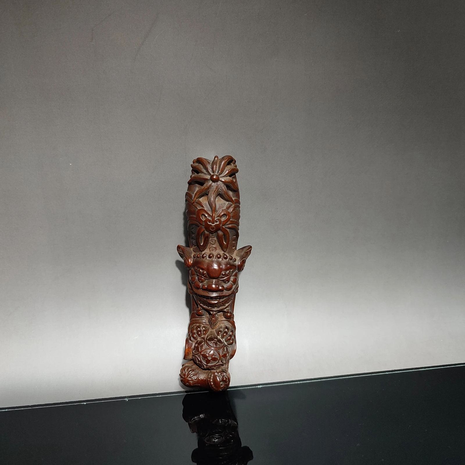 vintage Wood carving miniature item wooden carved ornaments figure Sanxingdui