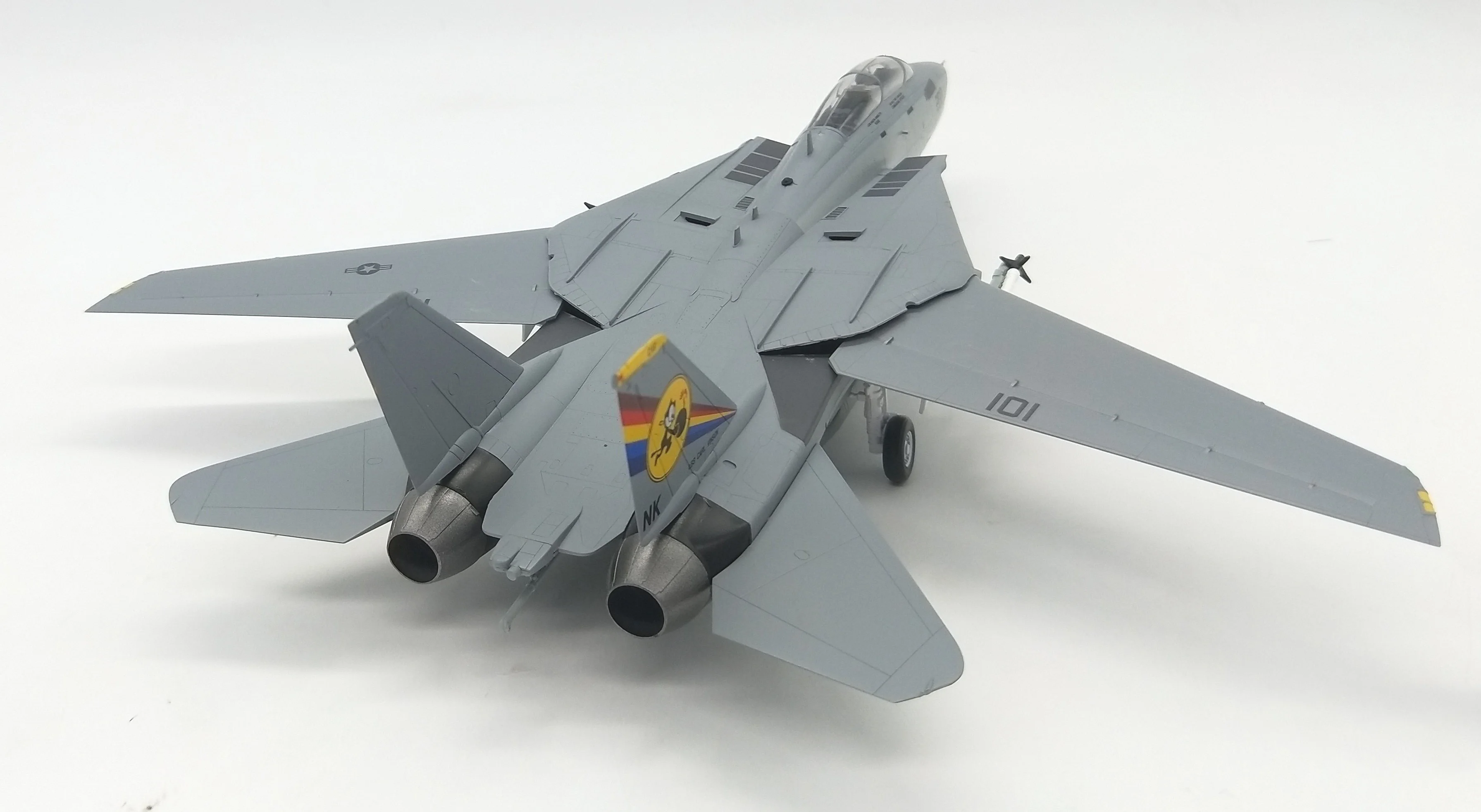 1:72 Us F-14D vf-31 Bomb cat squadron Fighter model Static simulation finished product 7194 Variable swept wing