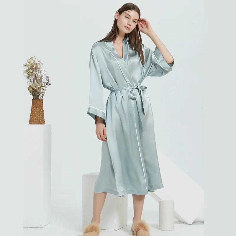 100% Silk Young Lady Bridal Robe Kimono Bathrobe Gown Sexy Softy Silky Sleepwear Intimate Lingerie Spring New Nightwear