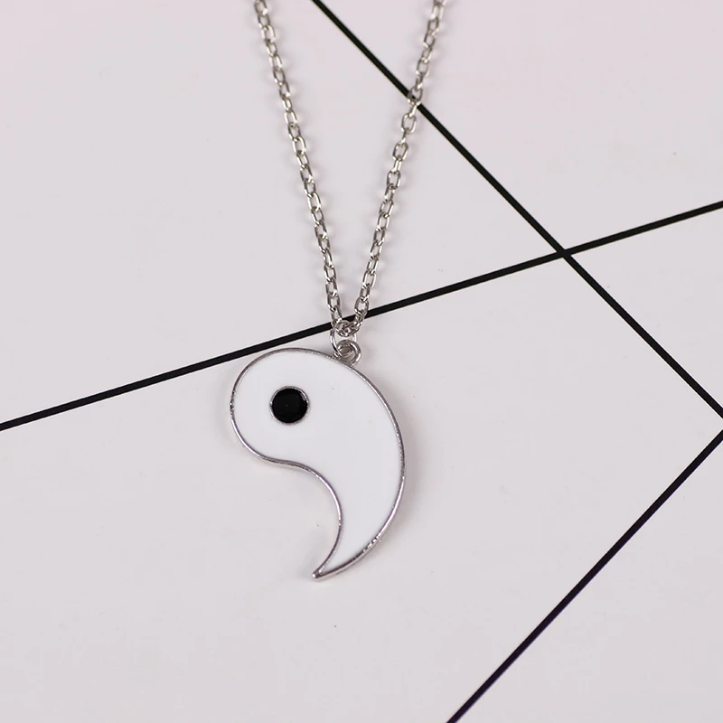الأزياء يين يانغ تاي تشي زوجين قلادة النمط الصيني جولة لصق قلادة المختنق أفضل صديق الصداقة مجوهرات هدية عيد ميلاد