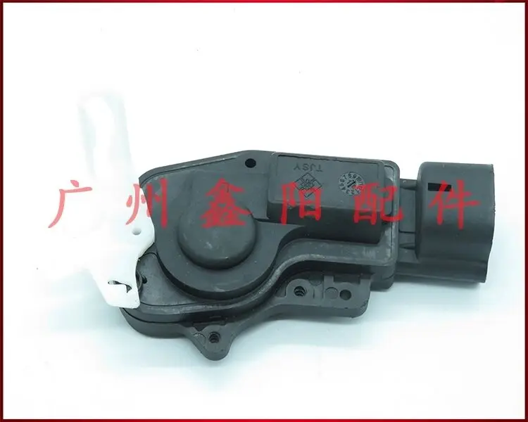 مناسبة لمحرك قفل التحكم المركزي BYD F3 سدادة الباب الأمامي والخلفي F3R G3 L3 محرك قفل الباب