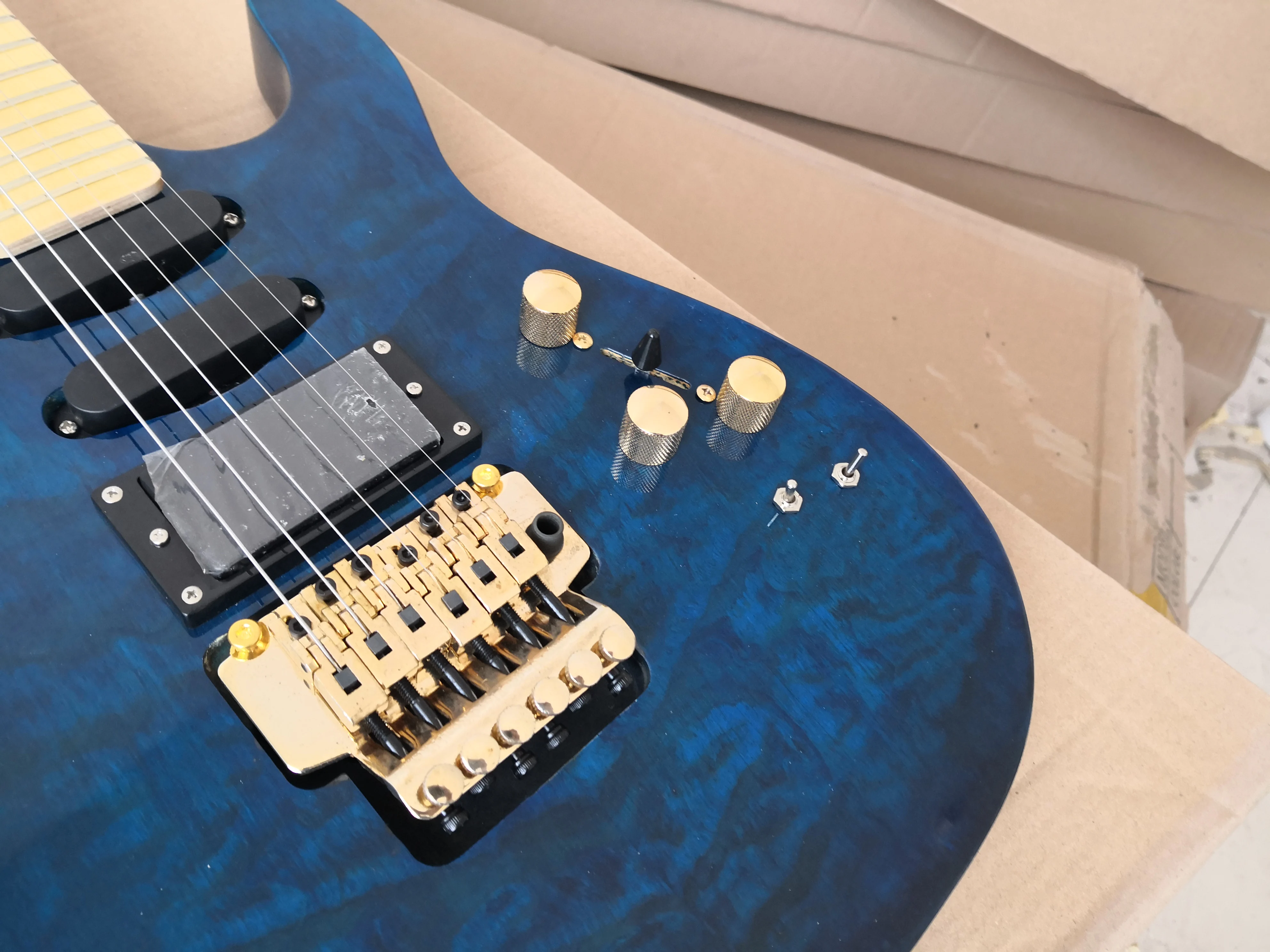 custom PC guitar,6 string blue guitar, basswood body ,tremolo bridge,SSH pickup,active battery,gold buttons