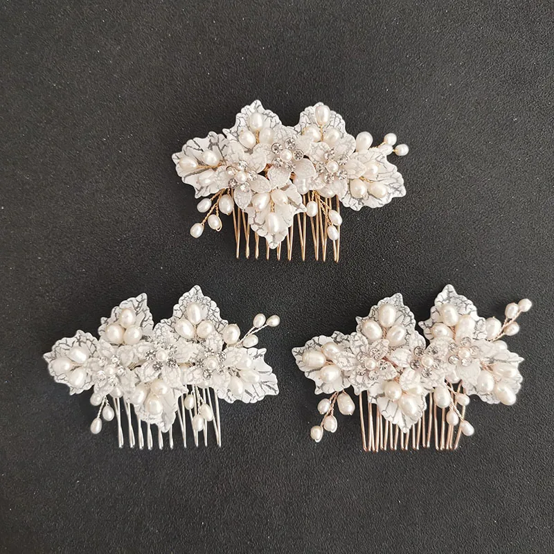 

SLBRIDAL Handmade Wired Crystal Freshwater Pearls Bridal Hair Comb Wedding Hair Accessories Women Bridesmaids Hair Jewelry