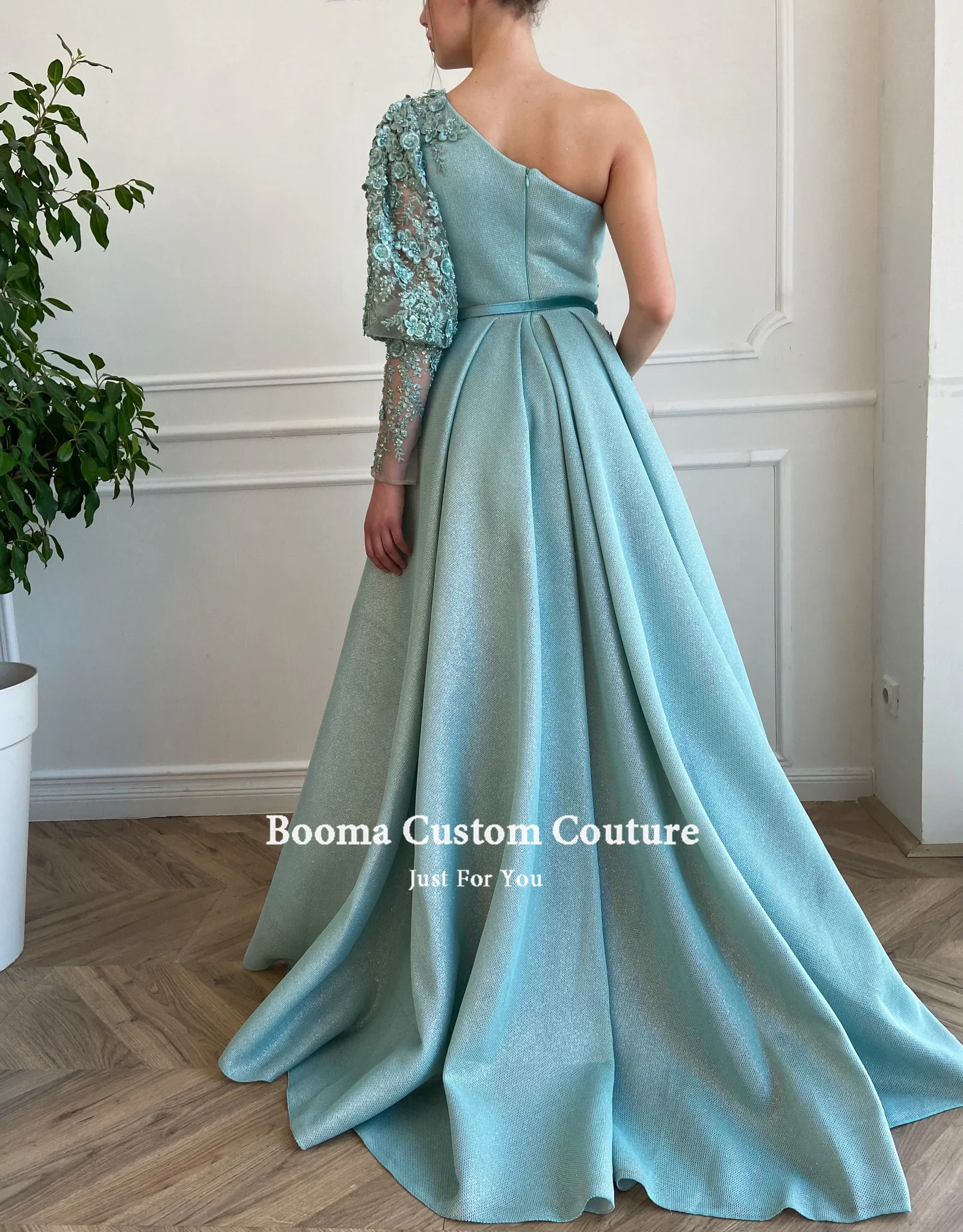 Booma – robe de soirée de forme trapèze, tenue de soirée de standing, verte, asymétrique, épaule dénudée, manches en dentelle, avec des Appliques, fente haute