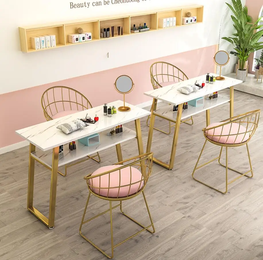 Table de manucure rouge, ensemble de chaise et table à ongles