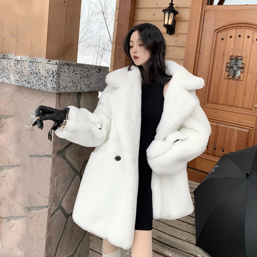 

2022 New Women Winter Faux Fur Coat Thick Imitation Rex Rabbit Fur Overcoat Turn Down Collar Warm Plush Outwear Casaco Feminino