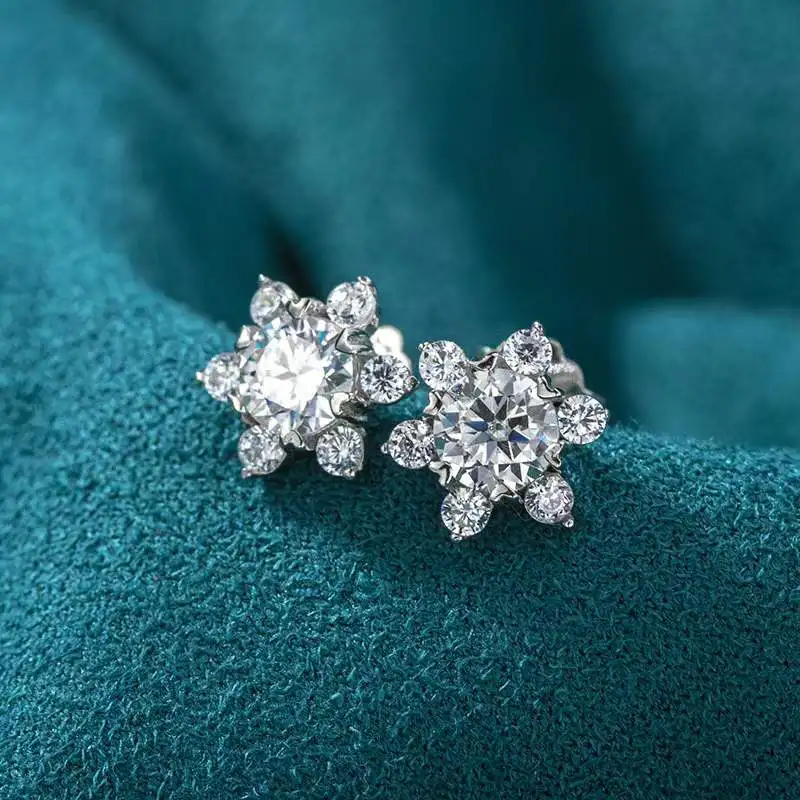 Boucles d'oreilles d'anniversaire pour femmes, tendance, 0.5 Carat, couleur D VVS1, fleur de Moissanite, argent Sterling 925, testeur de diamants