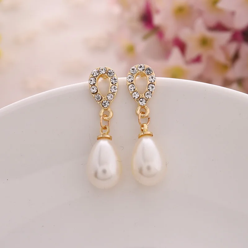 Factory Direct Selling Hot Drop Pearl Rhinestone Earrings Jewelry Wholesale With Round Pearl Long Earrings Wedding Jewelry