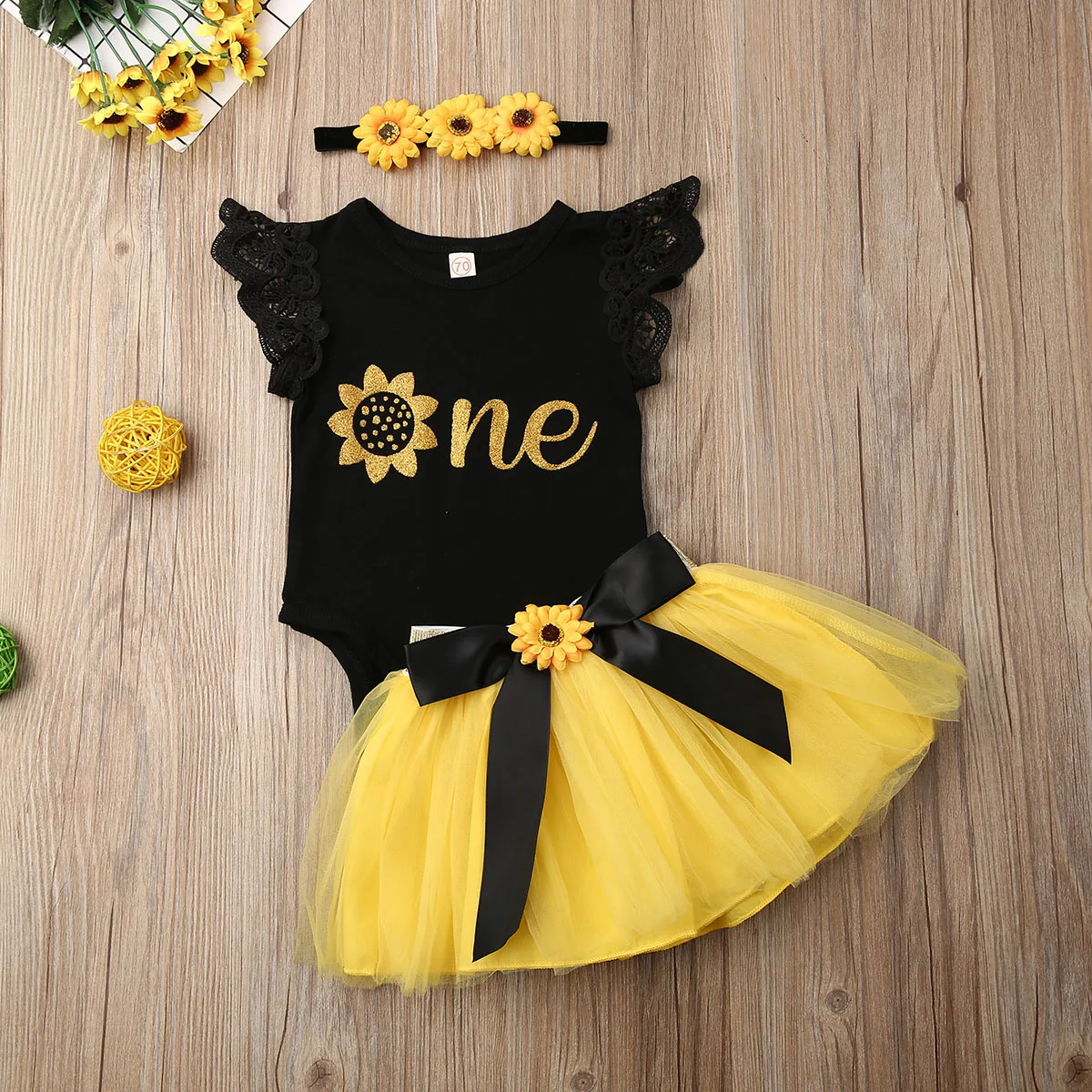 

Mildsown Newborn Baby Girl Clothes My 1st Birthday Lace Ruffle Sleeveless Romper Tops Mini Tulle Skirt Headband 3Pcs Outfits Set