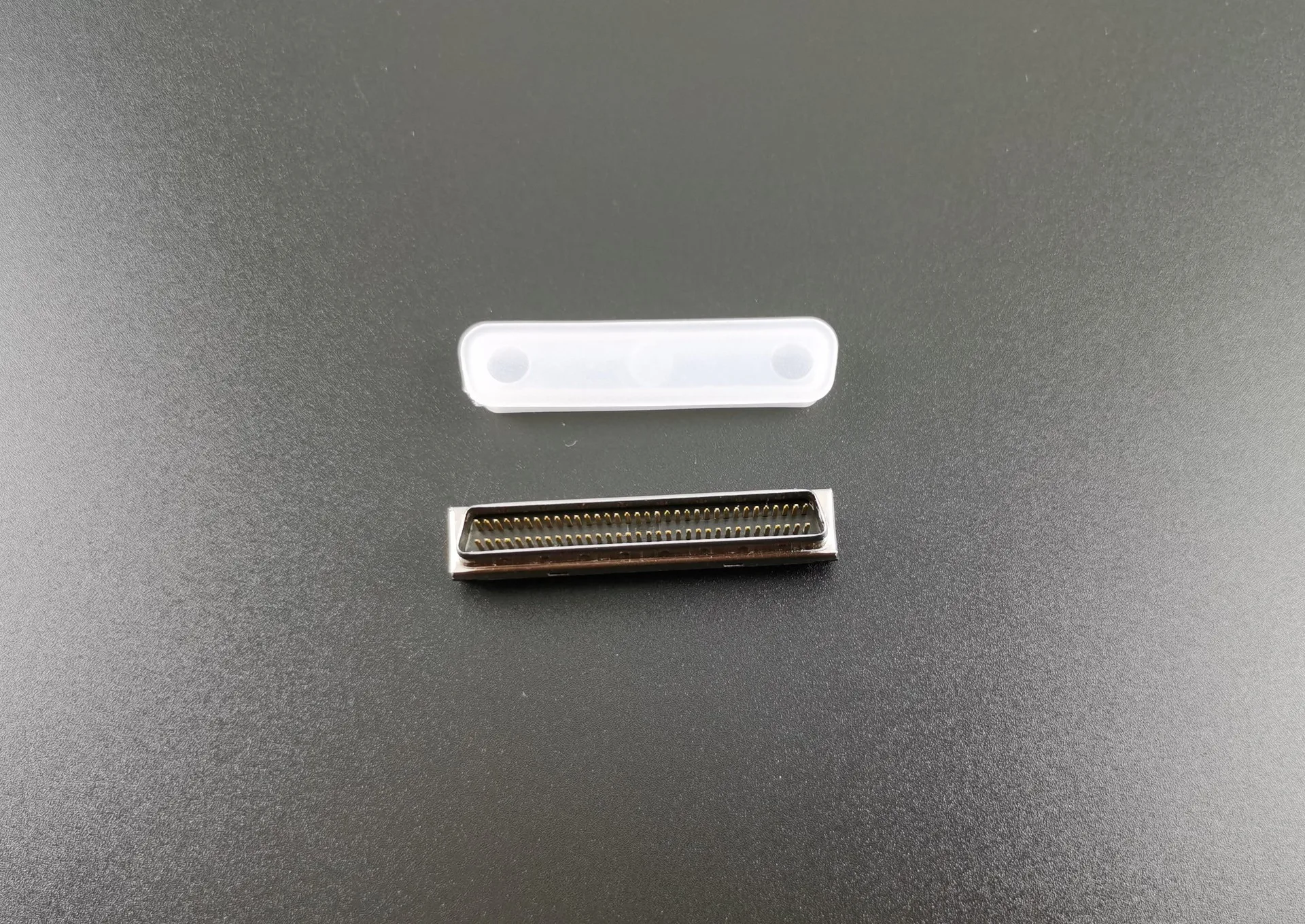 SCSI68P Dust cover hpdb68p,Pin connector spot ,color can be customized  connector dust cover