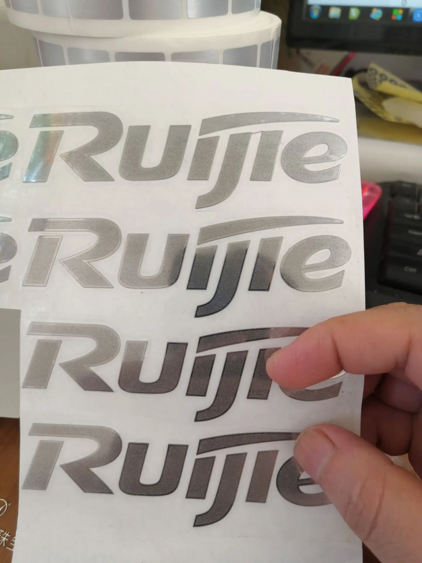 Spot Mercedes-Benz Logo Sticker 4*0.5 Cm Metalen Logo Sticker Brand Logo Sticker Label Sticker