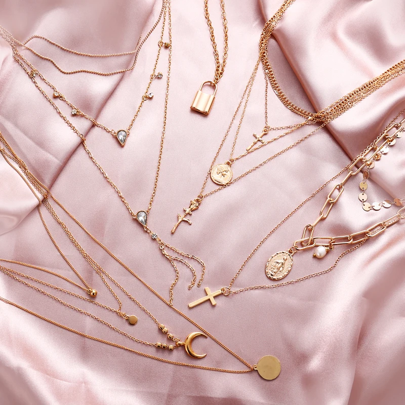 Bohemian Star Moon Multi Layered Necklace Women Choker Vintage Coin Crescent Geometric Pendant Necklace Collier Collares